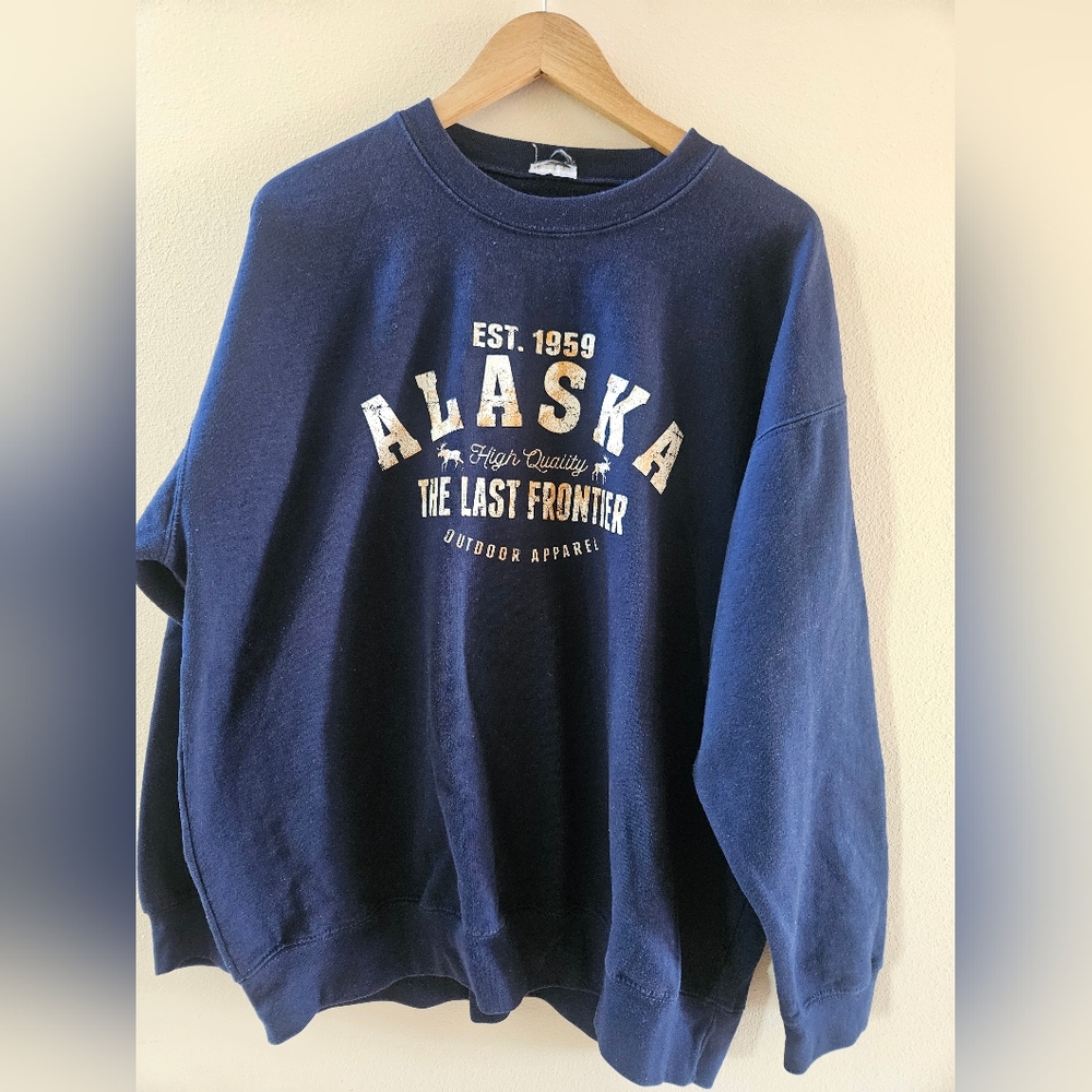 Men's Blue Sweater